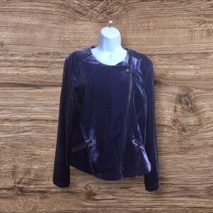 Soft Surroundings purple velvet asymmetrical jacket. Large.